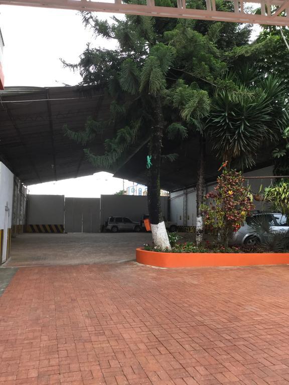 帝王酒店 巴尔博萨 外观 照片